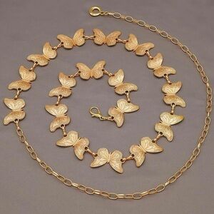 Gold butterfly chain hip belt Y2K early 2000’s look